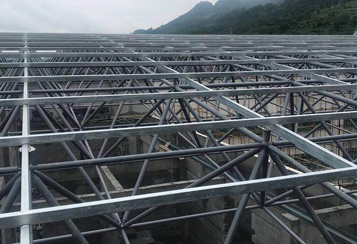 宜州仁怀冠英学校艺体楼网架