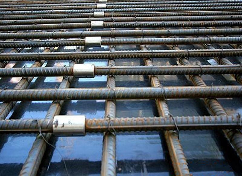 宜州为什么建楼房时，要在钢筋上加一排小圆环？原来作用这么大